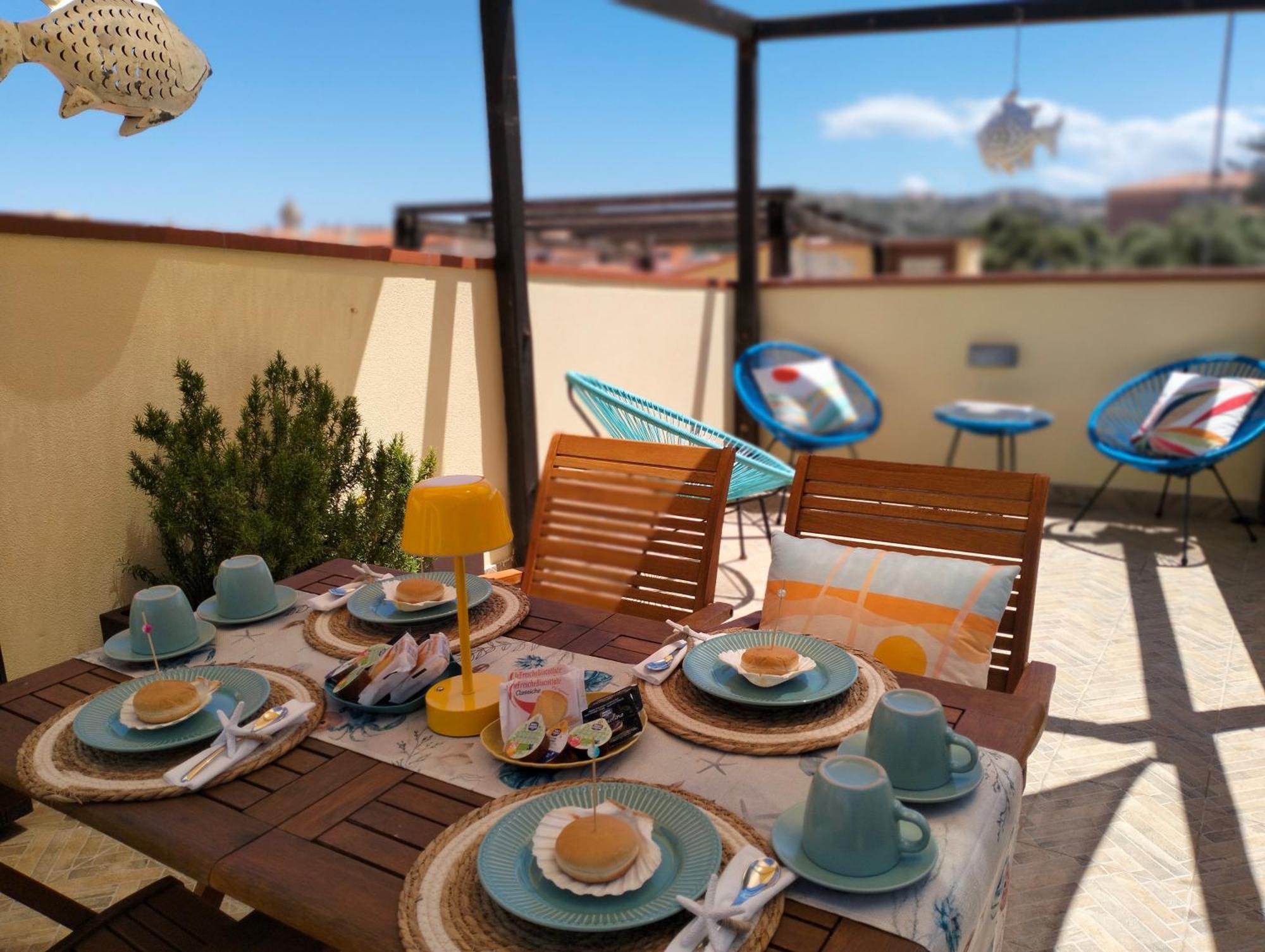 Appartamento La Terrazza - Località Cala Gavetta La Maddalena  Extérieur photo